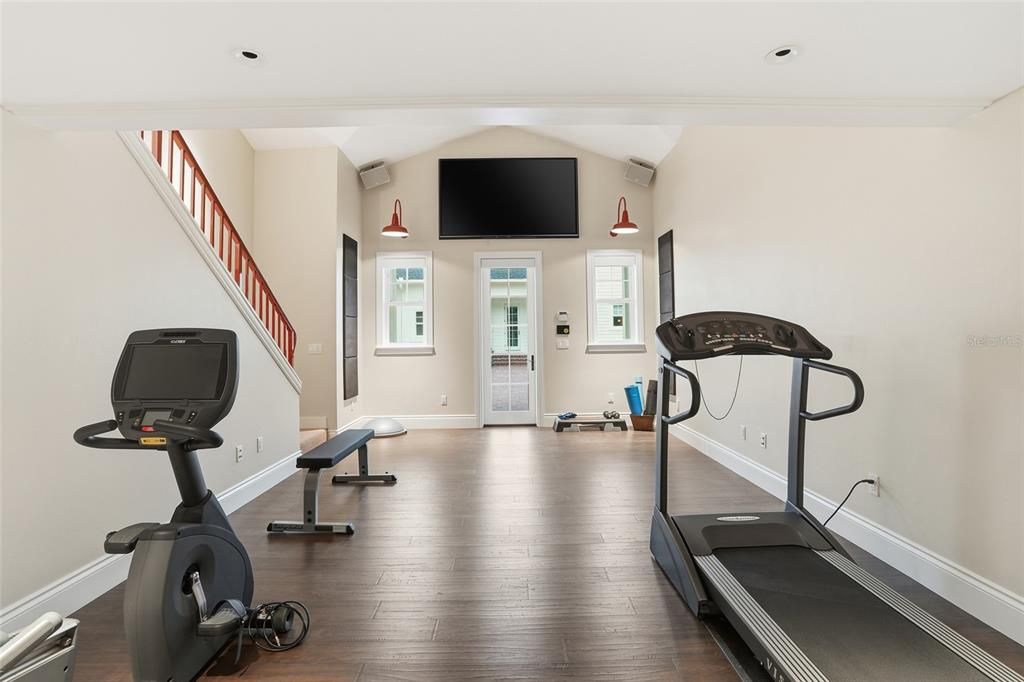 For Sale: $3,750,000 (5 beds, 4 baths, 7662 Square Feet)