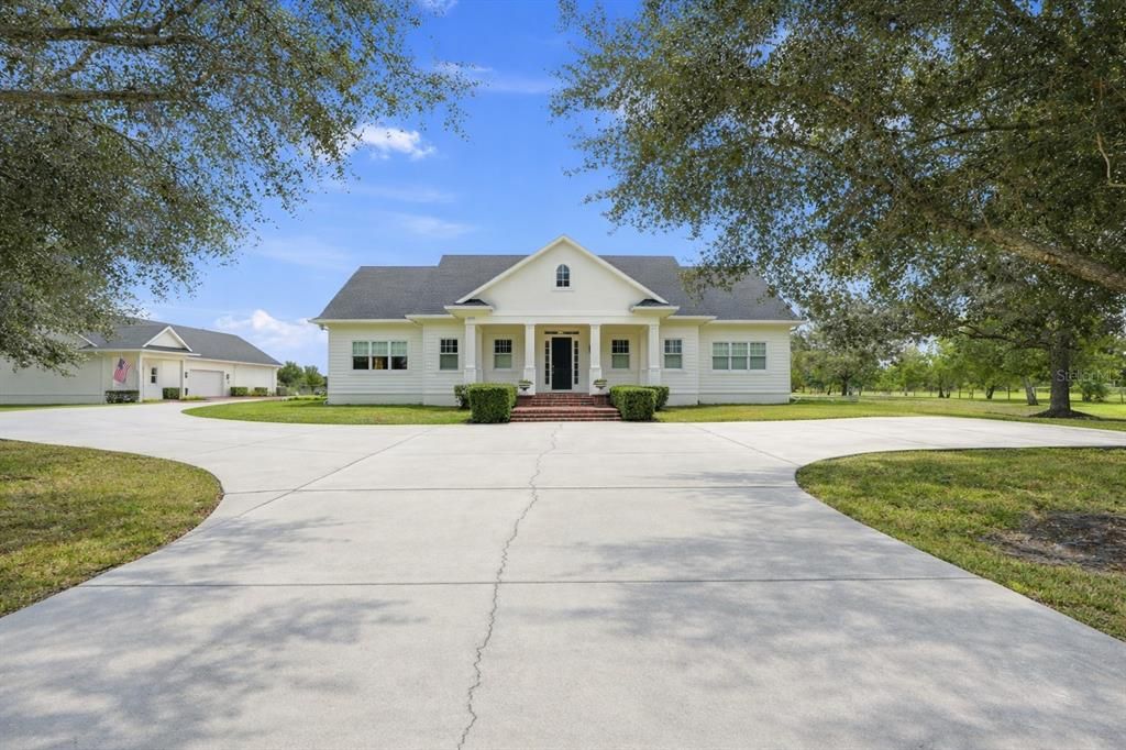 For Sale: $3,750,000 (5 beds, 4 baths, 7662 Square Feet)