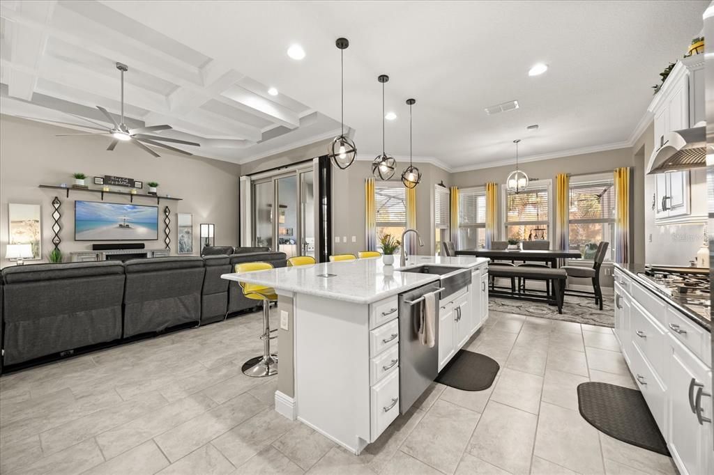 En Venta: $1,475,000 (5 camas, 5 baños, 4098 Pies cuadrados)