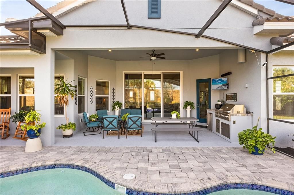 En Venta: $1,475,000 (5 camas, 5 baños, 4098 Pies cuadrados)