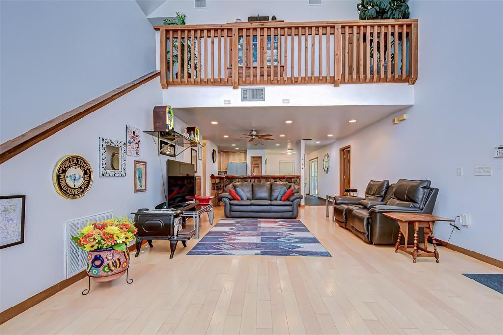 For Sale: $899,000 (3 beds, 3 baths, 2348 Square Feet)