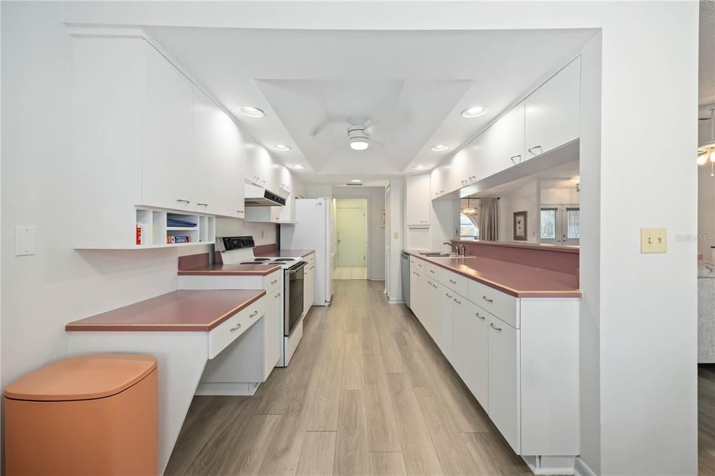 For Sale: $369,999 (3 beds, 2 baths, 2236 Square Feet)