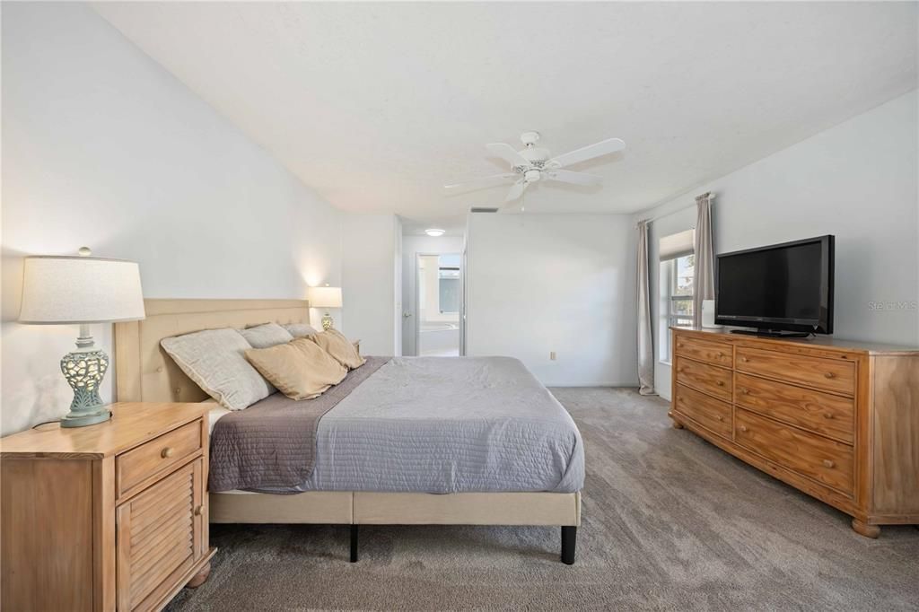 For Sale: $369,999 (3 beds, 2 baths, 2236 Square Feet)