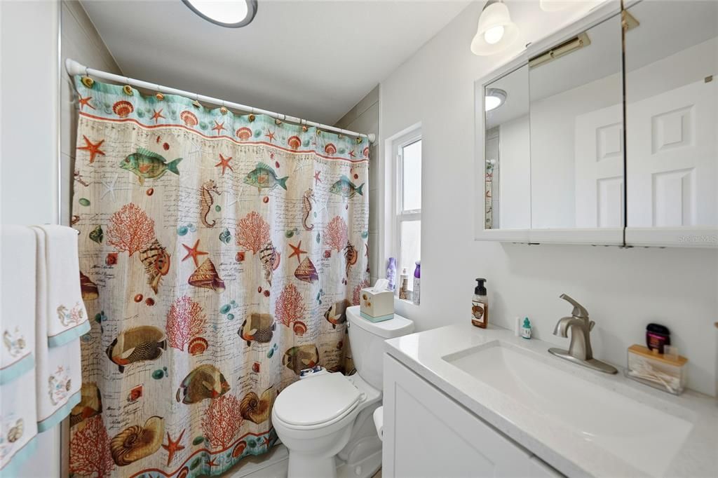 Activo con contrato: $169,900 (2 camas, 2 baños, 1256 Pies cuadrados)