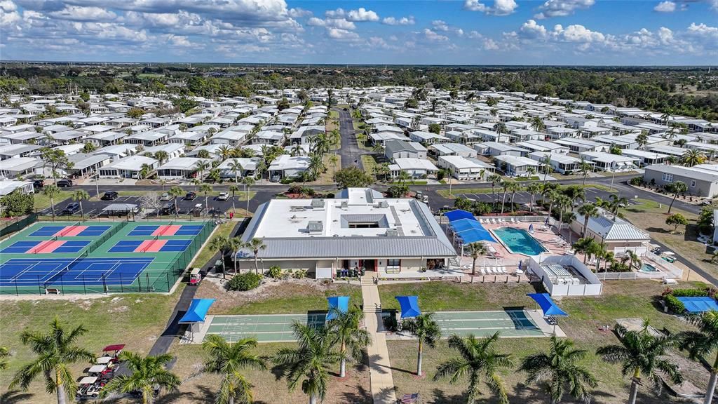 Activo con contrato: $169,900 (2 camas, 2 baños, 1256 Pies cuadrados)