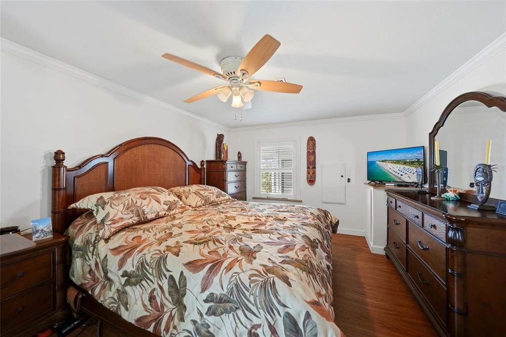 Activo con contrato: $169,900 (2 camas, 2 baños, 1256 Pies cuadrados)