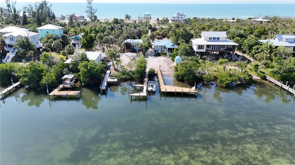 На продажу: $239,000 (0.20 acres)