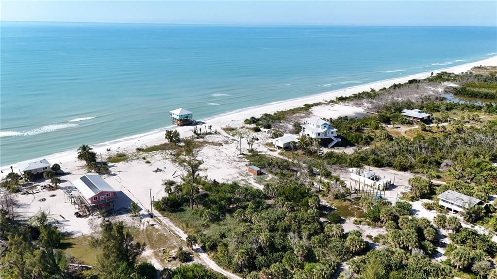 На продажу: $239,000 (0.20 acres)
