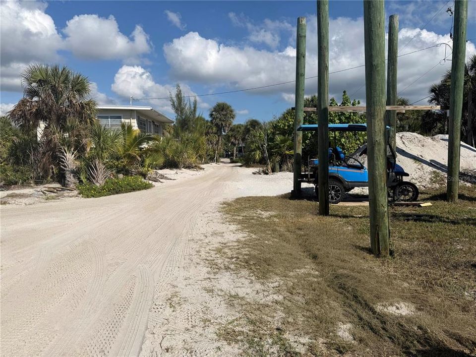 На продажу: $239,000 (0.20 acres)