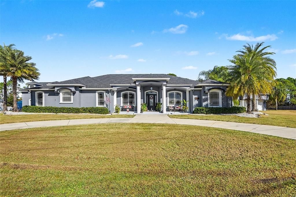 Recently Sold: $1,300,000 (8 beds, 6 baths, 5500 Square Feet)