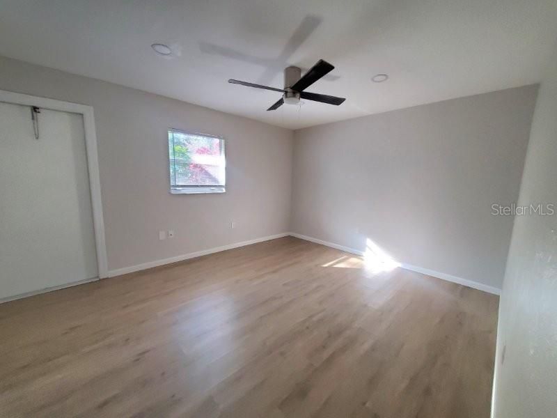For Rent: $1,200 (1 beds, 1 baths, 850 Square Feet)