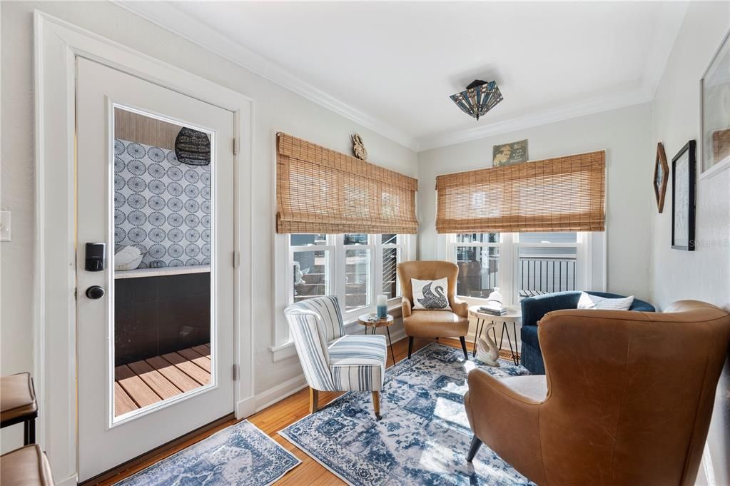 На продажу: $899,900 (4 спален, 4 ванн, 4558 Квадратных фут)