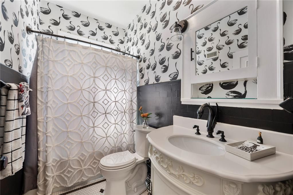 На продажу: $899,900 (4 спален, 4 ванн, 4558 Квадратных фут)