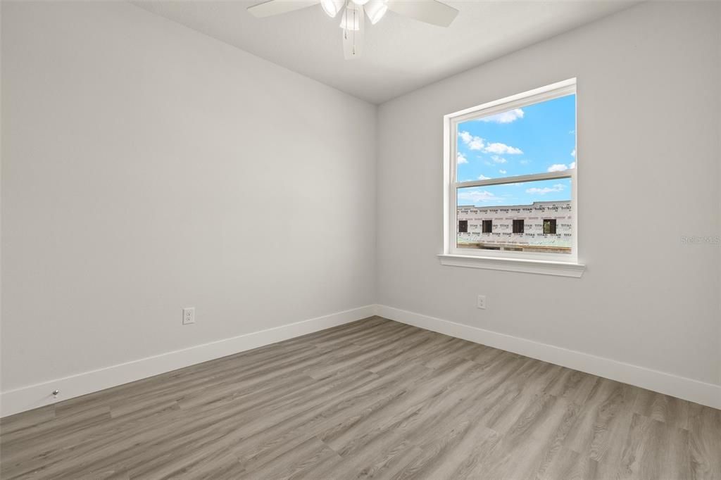 For Rent: $2,500 (3 beds, 2 baths, 1265 Square Feet)