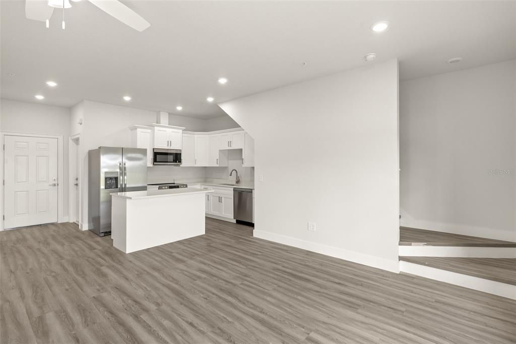 For Rent: $2,500 (3 beds, 2 baths, 1265 Square Feet)