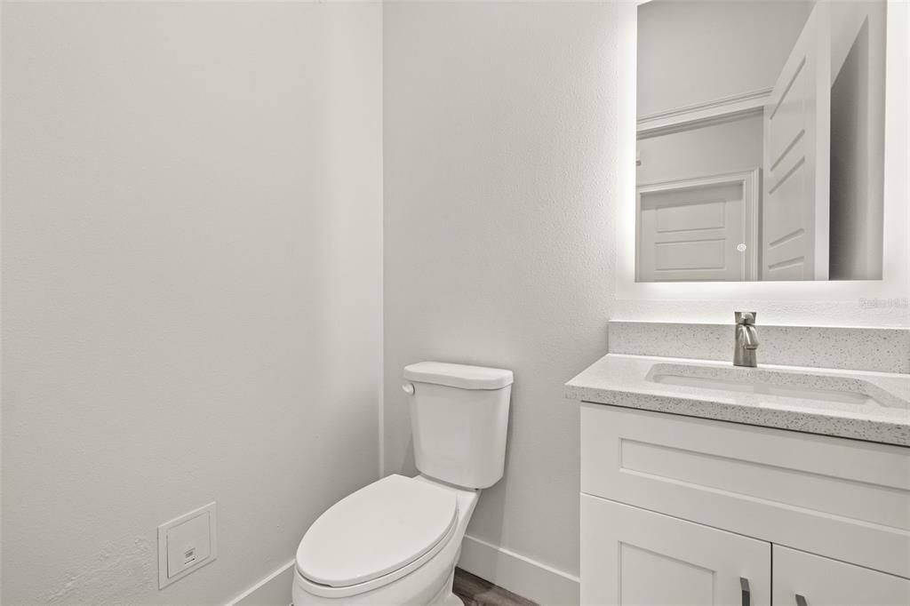 For Rent: $2,500 (3 beds, 2 baths, 1265 Square Feet)