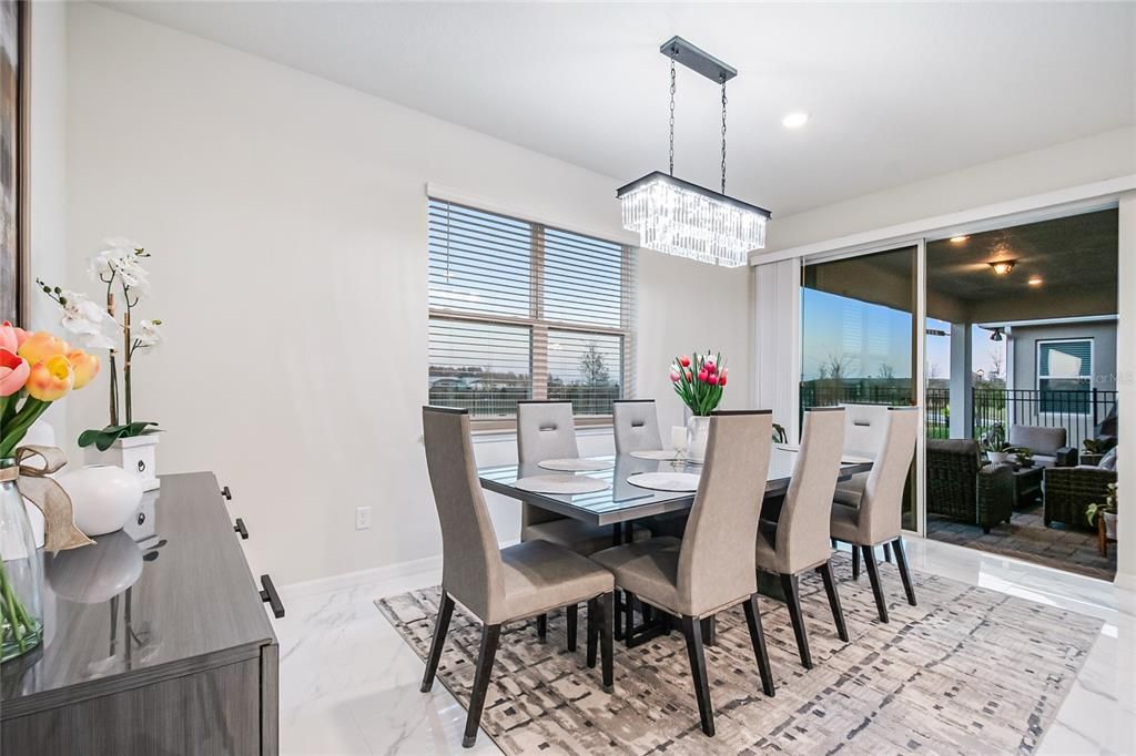En Venta: $999,000 (5 camas, 4 baños, 3777 Pies cuadrados)