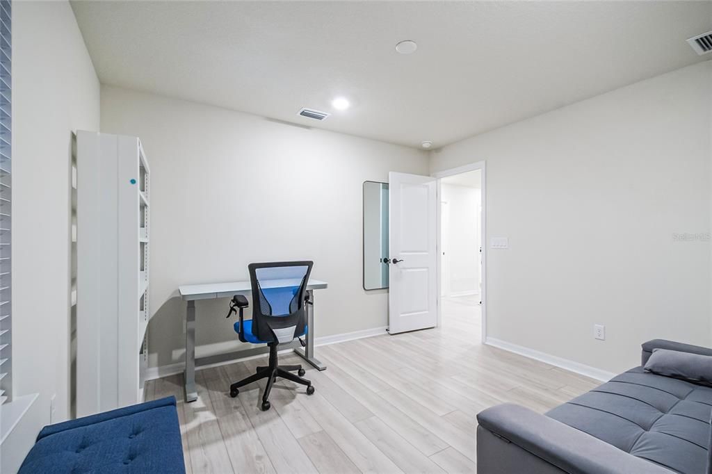 En Venta: $999,000 (5 camas, 4 baños, 3777 Pies cuadrados)