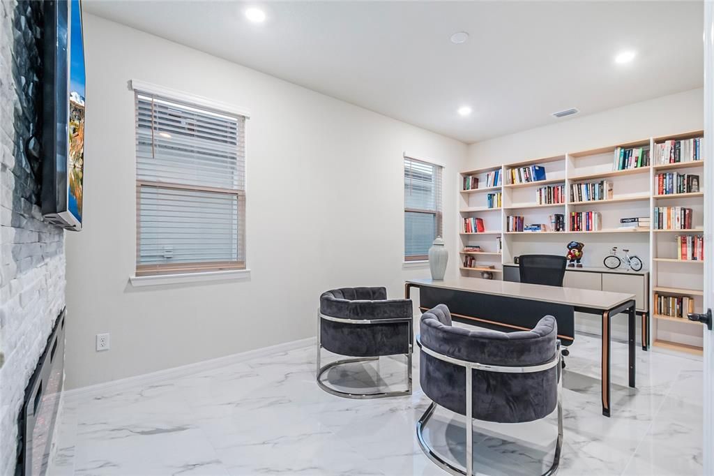 En Venta: $999,000 (5 camas, 4 baños, 3777 Pies cuadrados)
