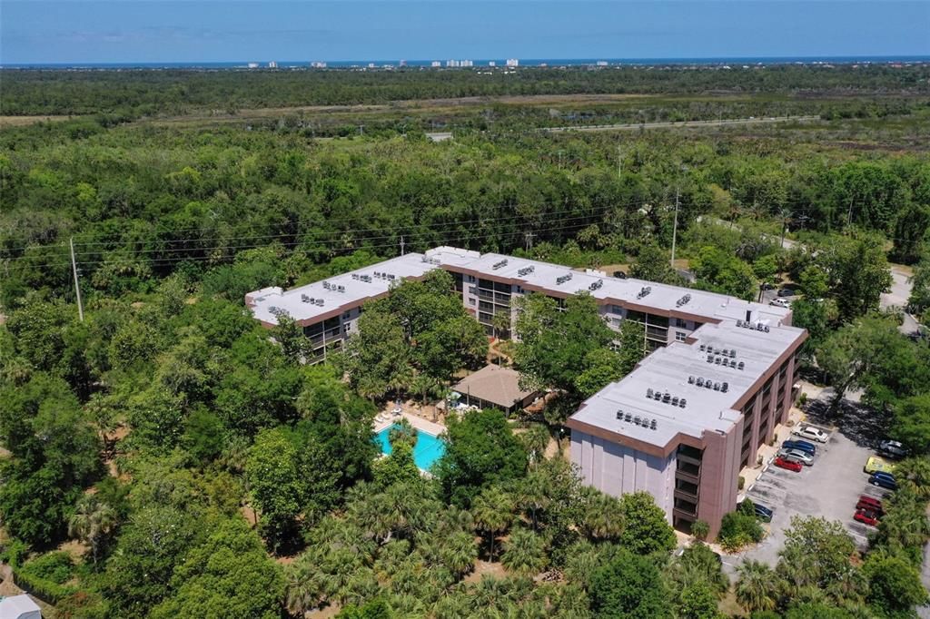 На продажу: $144,900 (2 спален, 2 ванн, 932 Квадратных фут)