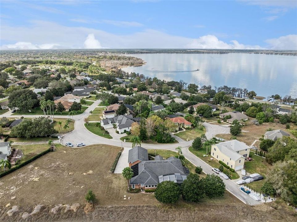 Active With Contract: $799,000 (4 beds, 3 baths, 3621 Square Feet)