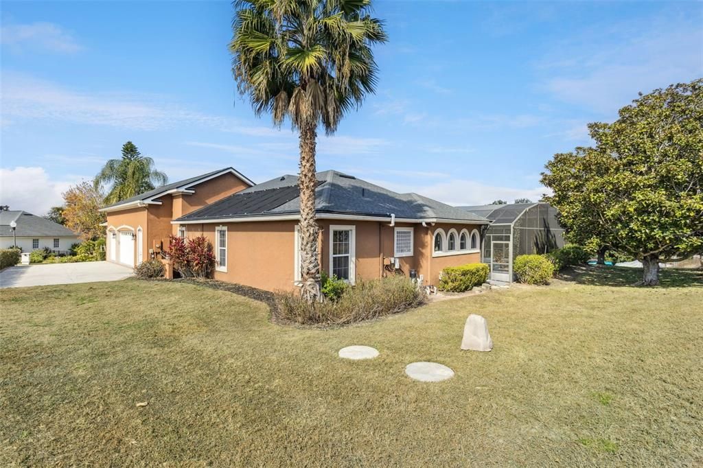 Active With Contract: $799,000 (4 beds, 3 baths, 3621 Square Feet)