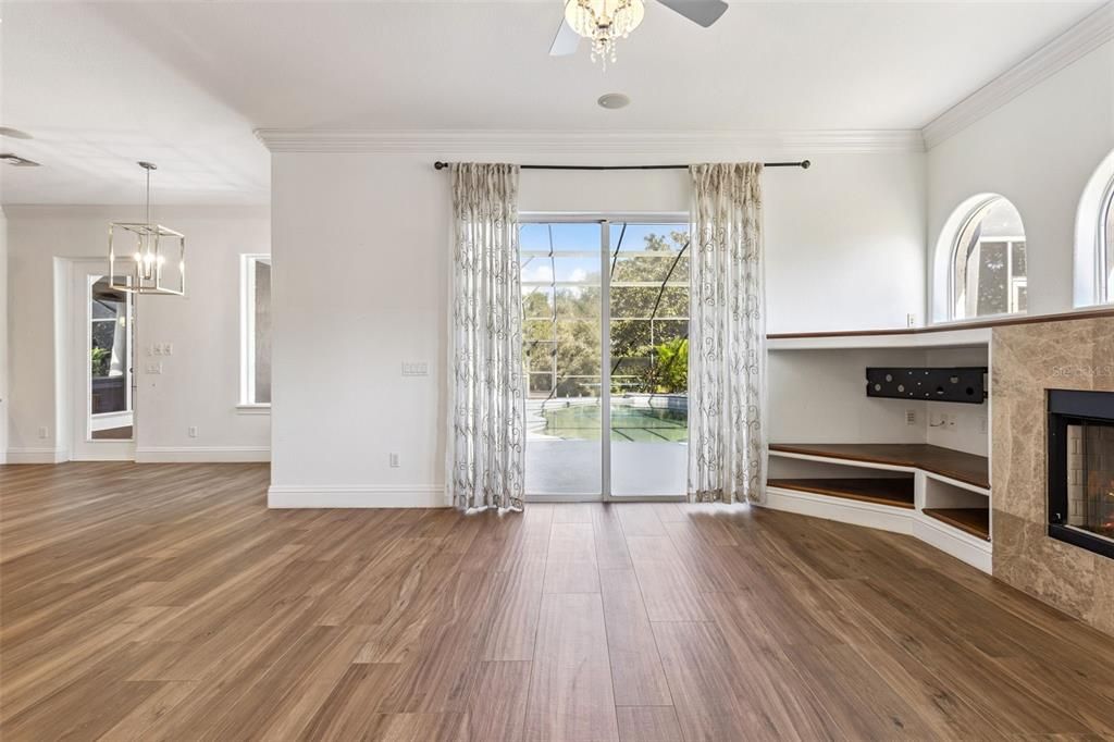 Active With Contract: $799,000 (4 beds, 3 baths, 3621 Square Feet)