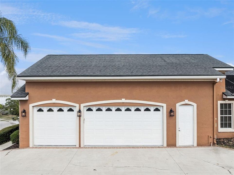 Active With Contract: $799,000 (4 beds, 3 baths, 3621 Square Feet)