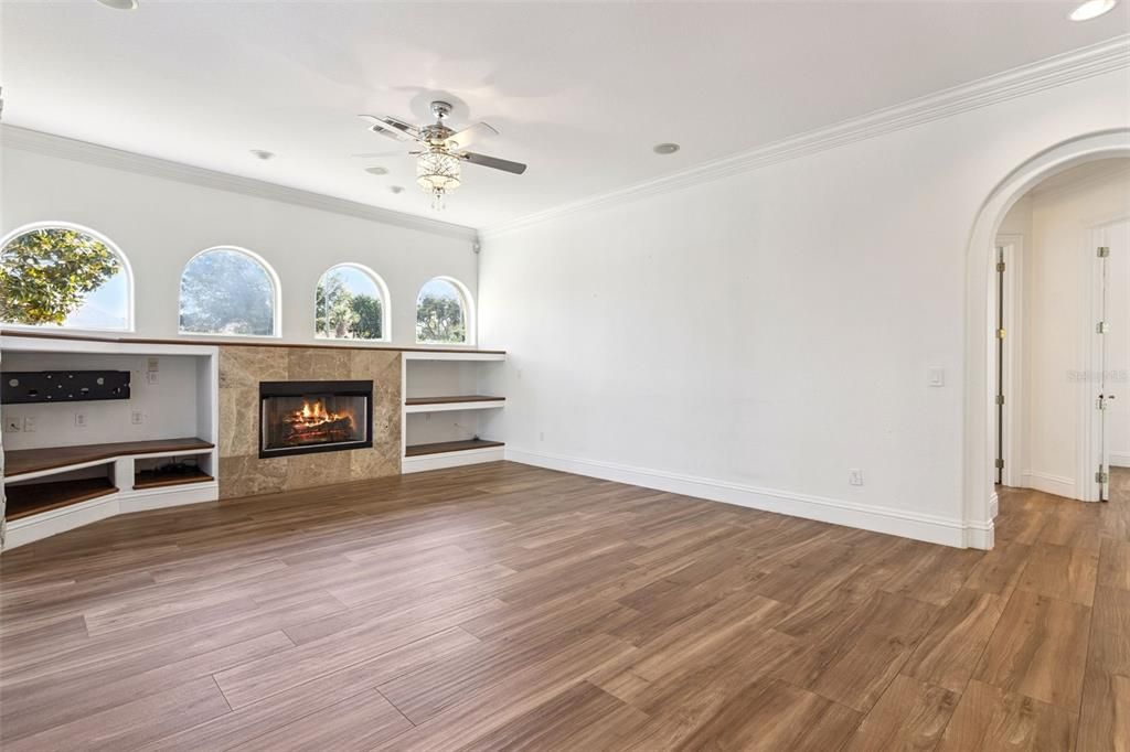 Active With Contract: $799,000 (4 beds, 3 baths, 3621 Square Feet)