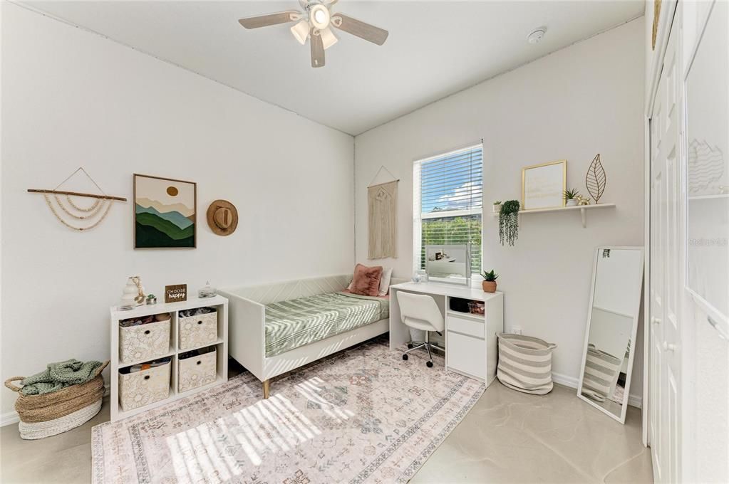 Activo con contrato: $699,000 (3 camas, 2 baños, 2395 Pies cuadrados)