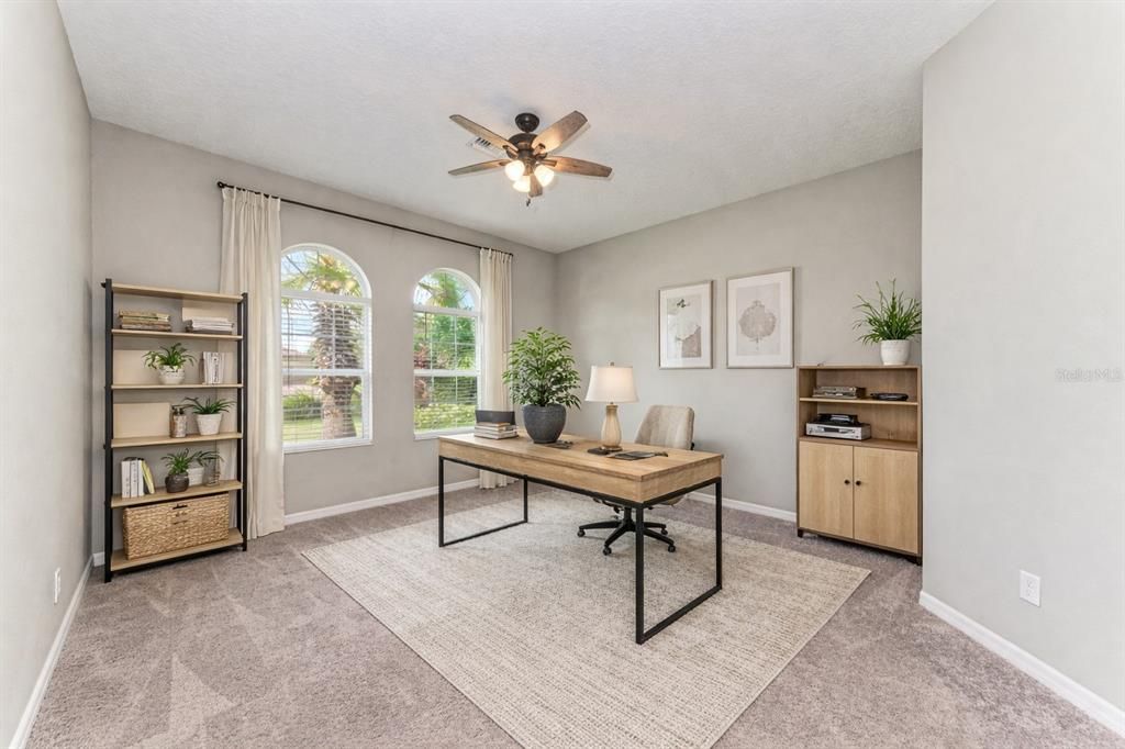 Activo con contrato: $699,000 (3 camas, 2 baños, 2395 Pies cuadrados)