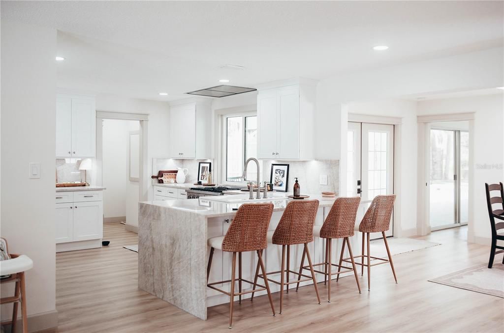 For Sale: $1,350,000 (4 beds, 4 baths, 2927 Square Feet)