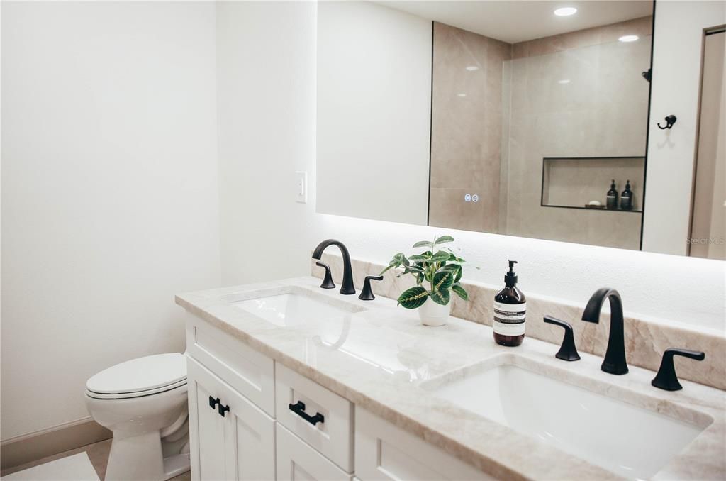 For Sale: $1,350,000 (4 beds, 4 baths, 2927 Square Feet)