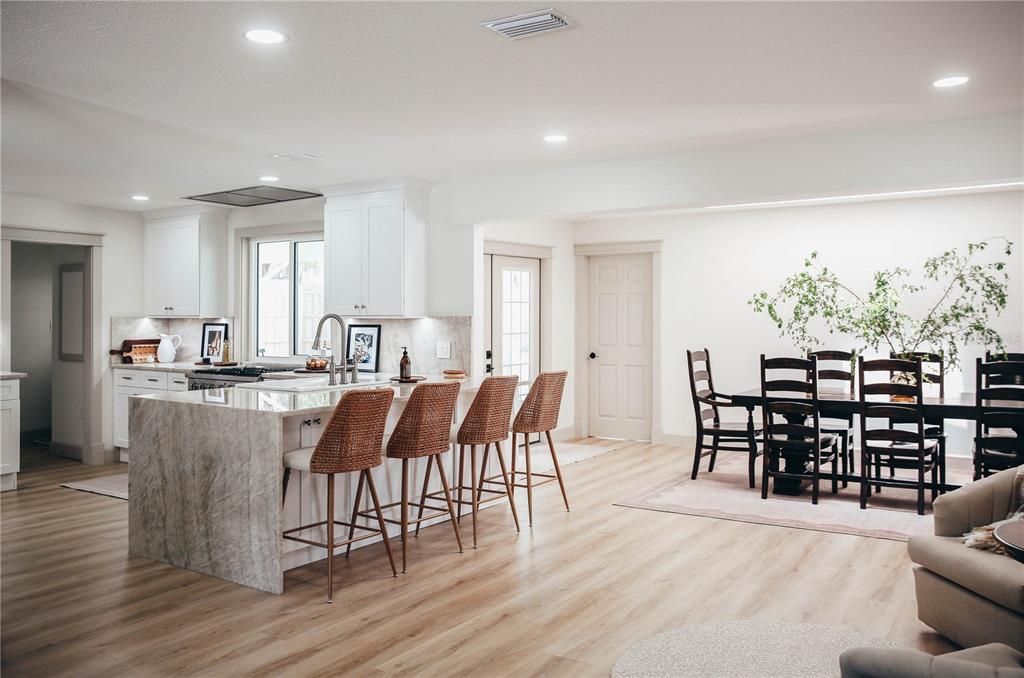 For Sale: $1,350,000 (4 beds, 4 baths, 2927 Square Feet)
