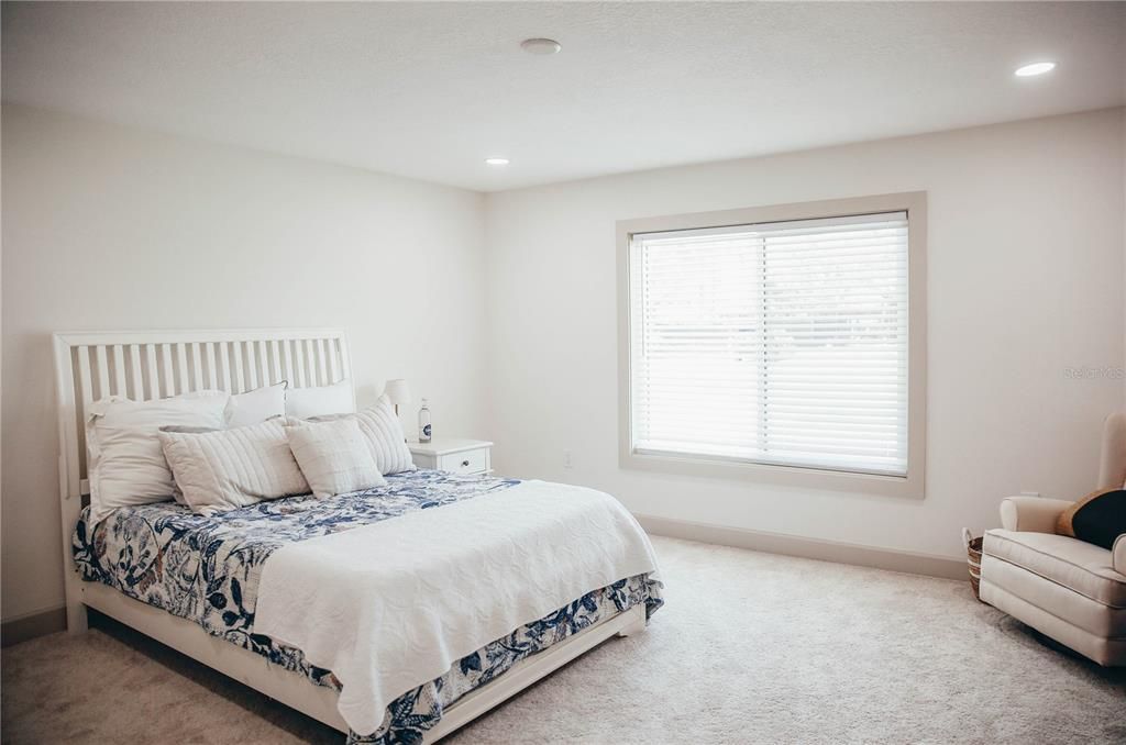 For Sale: $1,350,000 (4 beds, 4 baths, 2927 Square Feet)