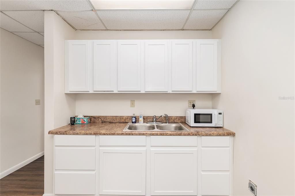 Active With Contract: $675,000 (0 beds, 0 baths, 3278 Square Feet)