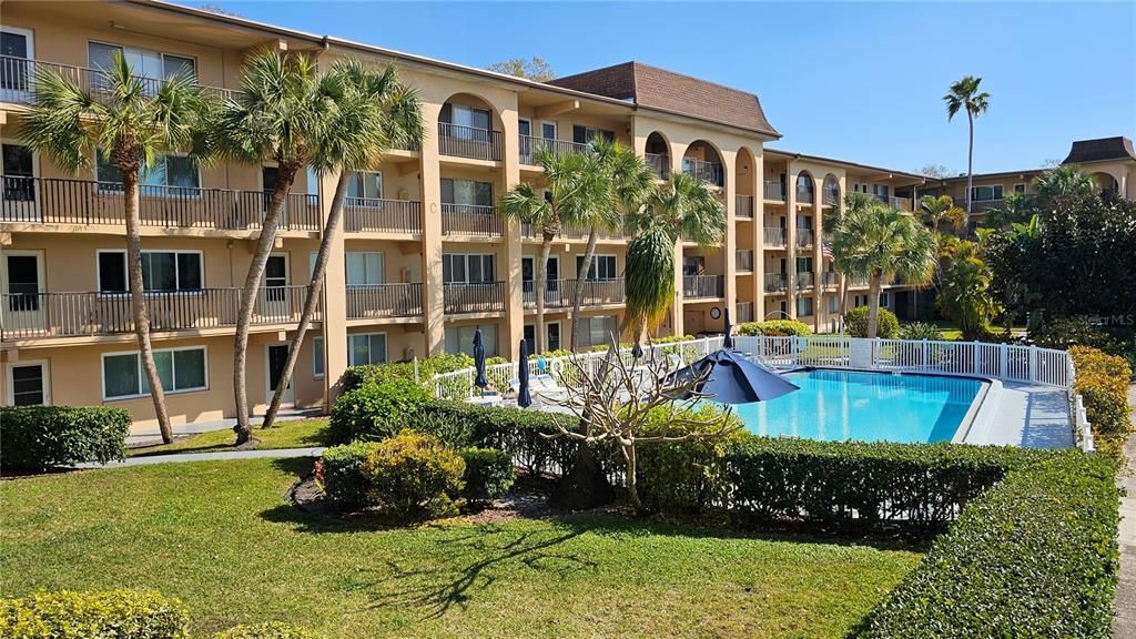 Недавно арендовано: $1,595 (2 спален, 2 ванн, 835 Квадратных фут)