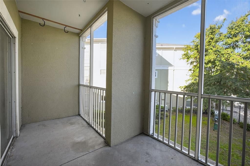 For Sale: $189,000 (2 beds, 2 baths, 1100 Square Feet)