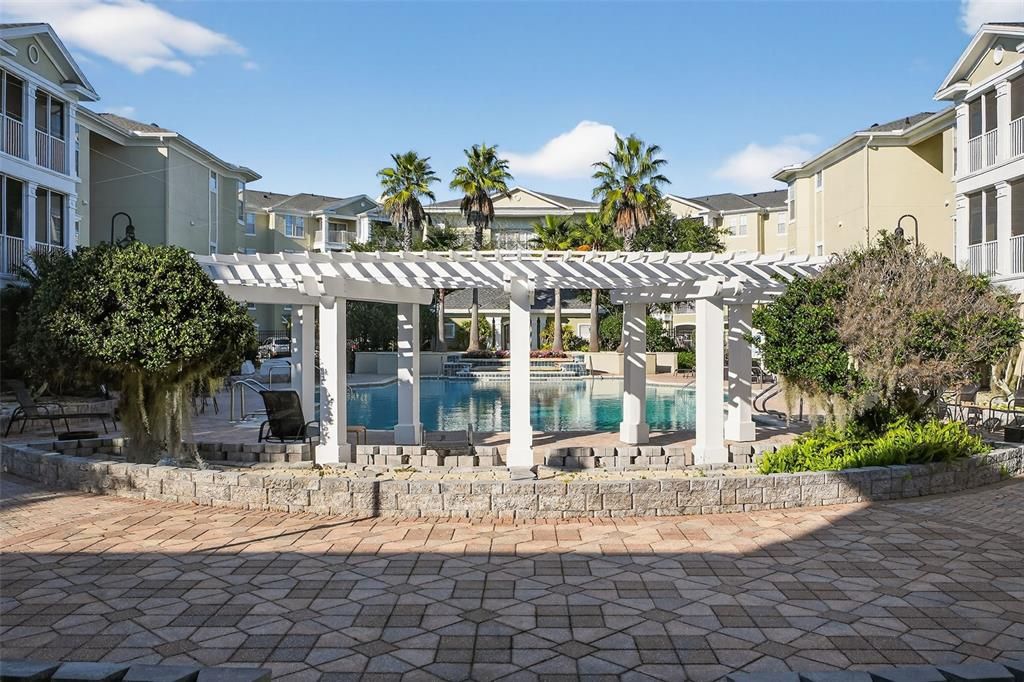 For Sale: $189,000 (2 beds, 2 baths, 1100 Square Feet)