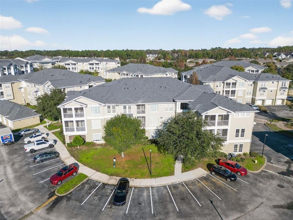 For Sale: $189,000 (2 beds, 2 baths, 1100 Square Feet)