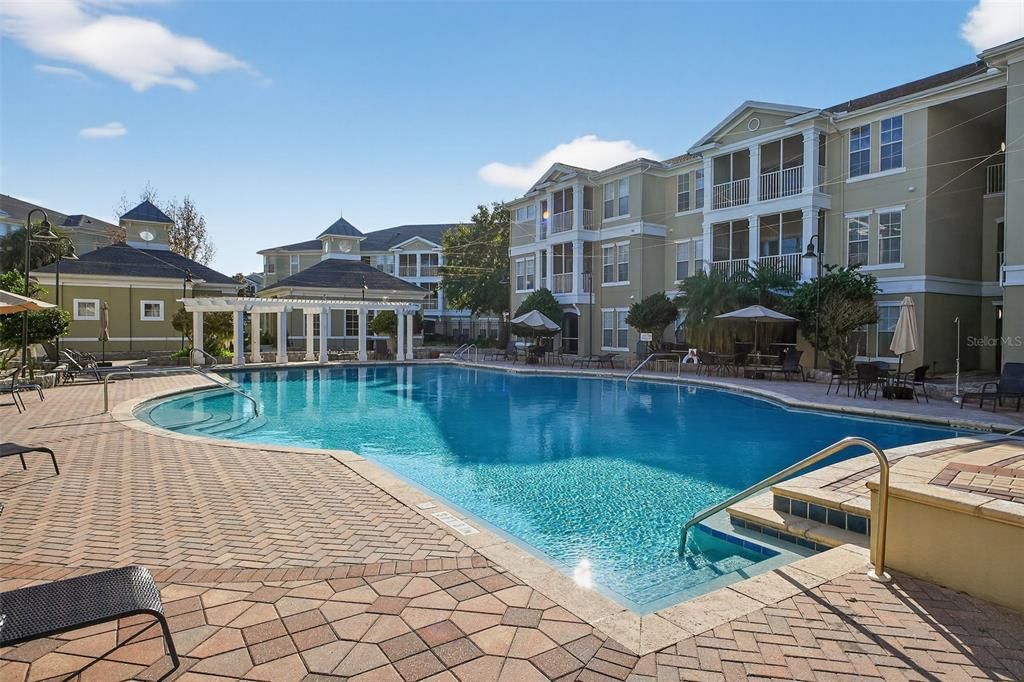 For Sale: $189,000 (2 beds, 2 baths, 1100 Square Feet)