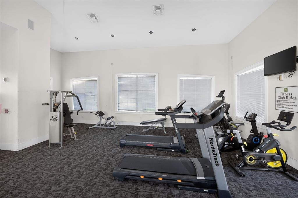 For Sale: $189,000 (2 beds, 2 baths, 1100 Square Feet)