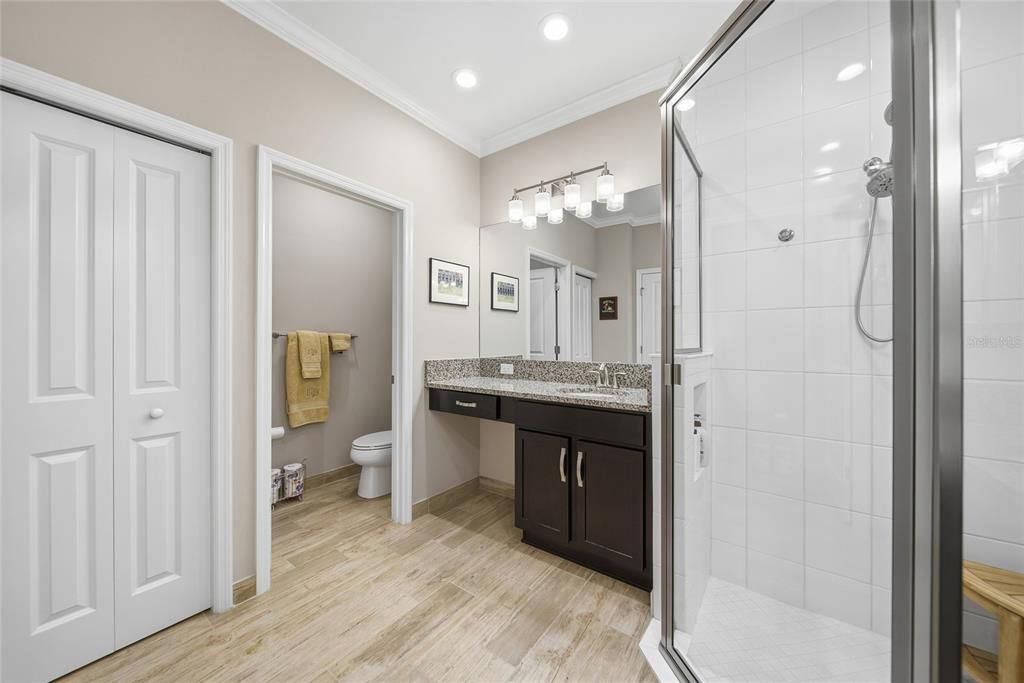 For Sale: $350,000 (2 beds, 2 baths, 1648 Square Feet)
