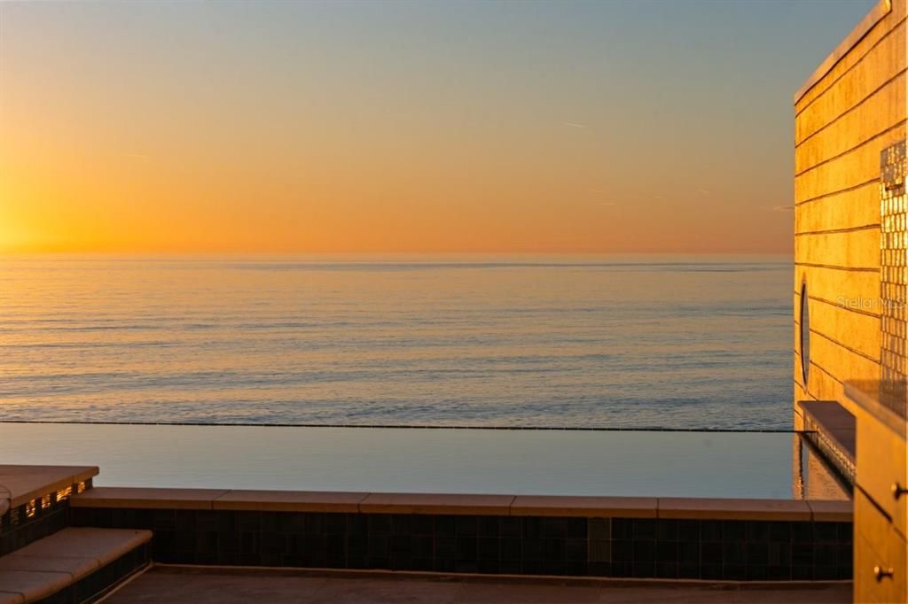 На продажу: $2,100,000 (3 спален, 3 ванн, 3029 Квадратных фут)