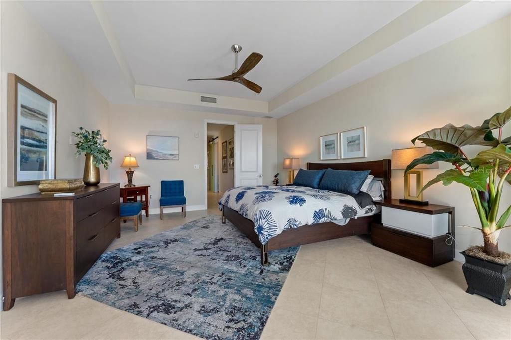 На продажу: $2,100,000 (3 спален, 3 ванн, 3029 Квадратных фут)