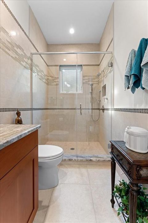 На продажу: $2,100,000 (3 спален, 3 ванн, 3029 Квадратных фут)