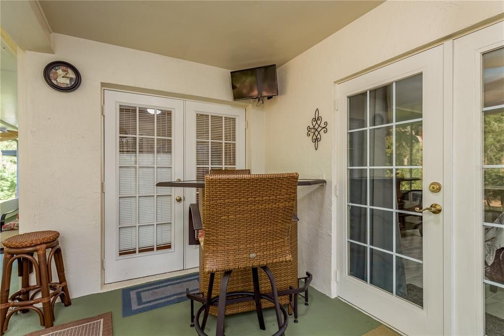 For Sale: $315,000 (3 beds, 2 baths, 1280 Square Feet)