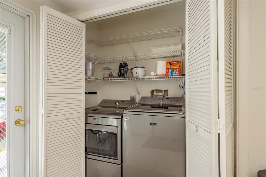 For Sale: $315,000 (3 beds, 2 baths, 1280 Square Feet)