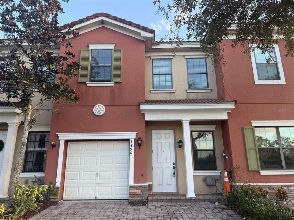 For Sale: $200,000 (3 beds, 2 baths, 1596 Square Feet)