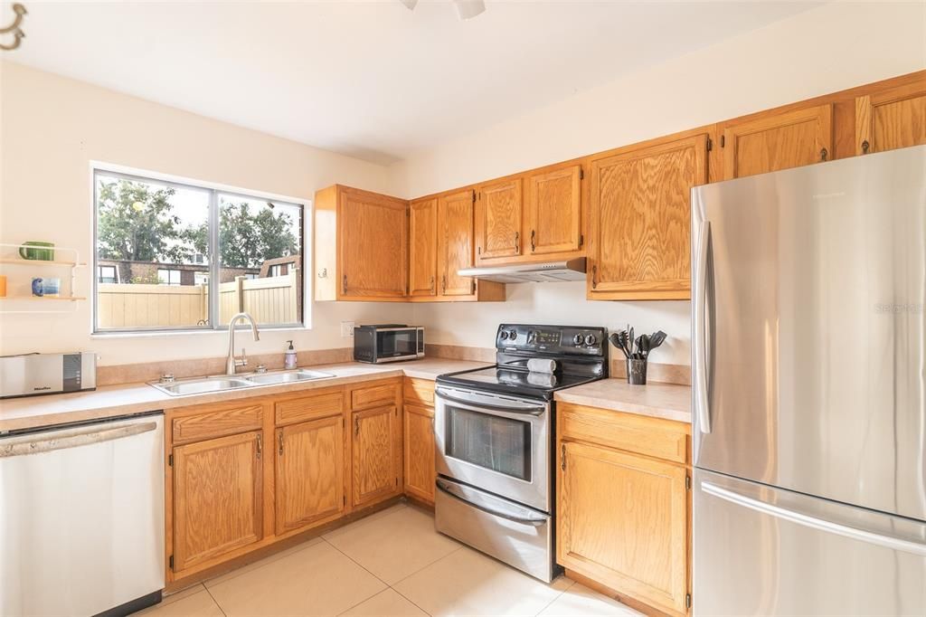En Venta: $197,990 (4 camas, 2 baños, 1730 Pies cuadrados)